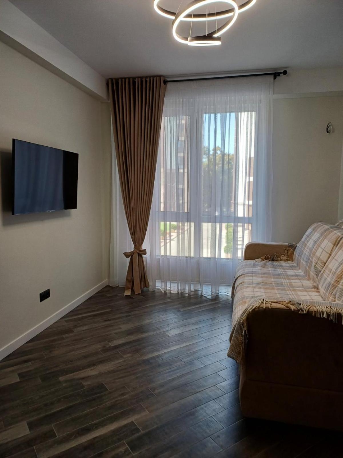 Аэропорт-Номера 24/24 . Apartment Chisinau Ngoại thất bức ảnh