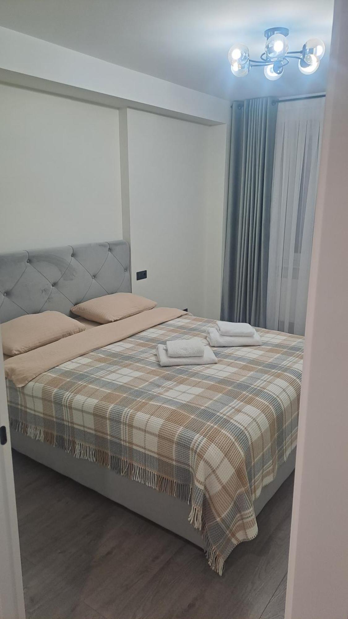 Аэропорт-Номера 24/24 . Apartment Chisinau Ngoại thất bức ảnh
