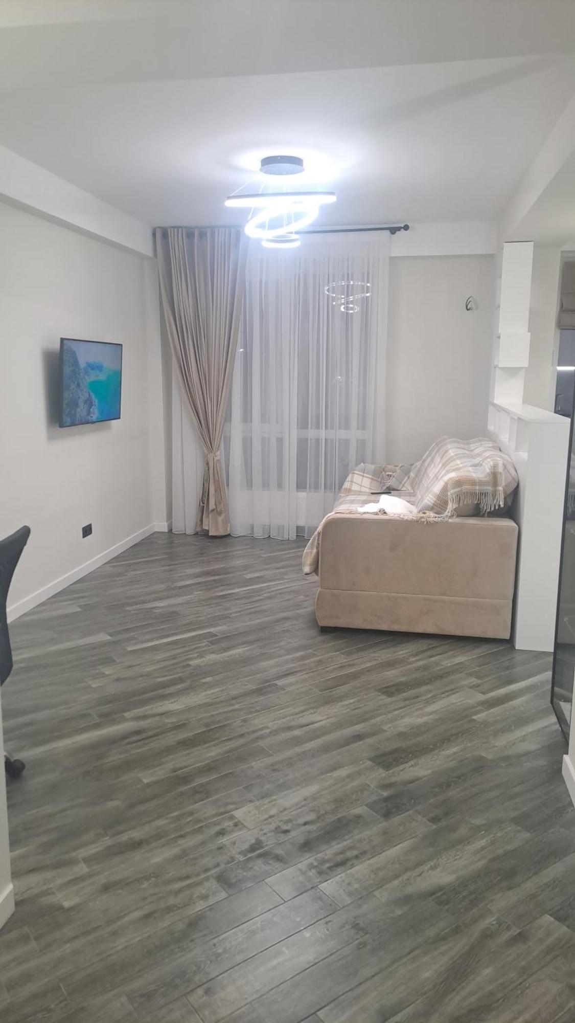 Аэропорт-Номера 24/24 . Apartment Chisinau Ngoại thất bức ảnh
