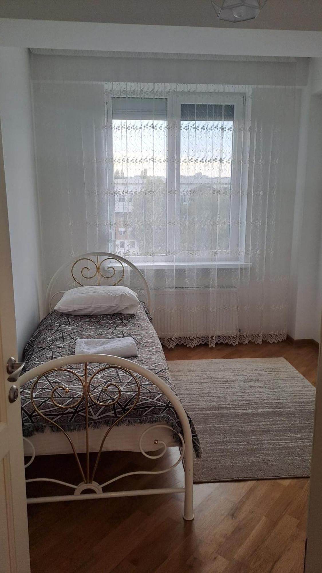 Аэропорт-Номера 24/24 . Apartment Chisinau Phòng bức ảnh
